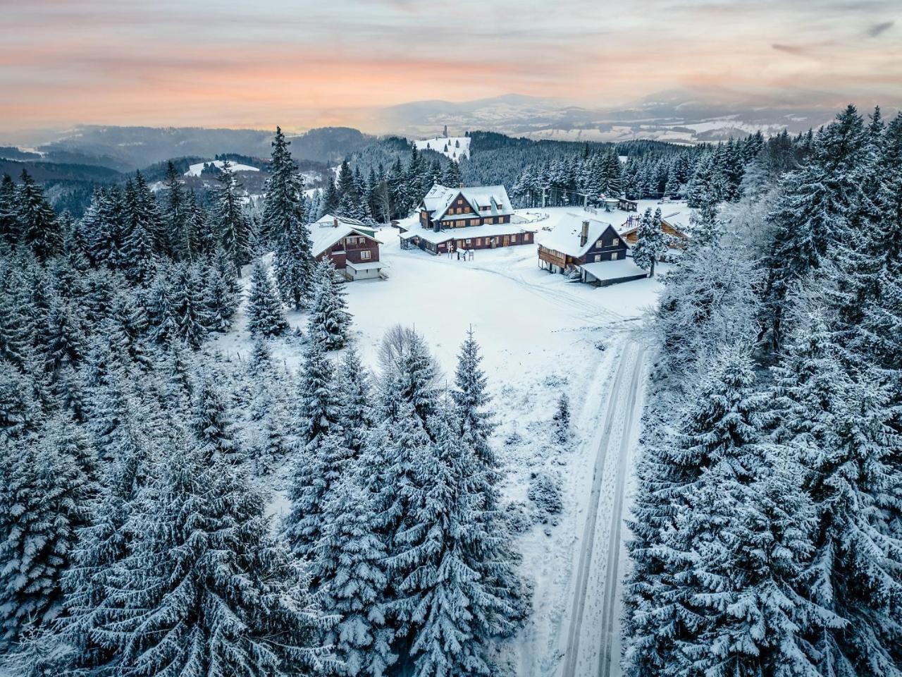 Horsky Hotel Paprsek Stare Mesto  Exterior photo